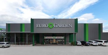 Isolierte Stahlhalle als Gartencenter